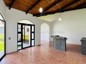 Venta de Casa  Apartamento en Vásquez Coronado-San Isidro. RAH 26-1707 PRECIO REBAJADO