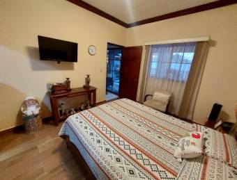 Se vende casa en Escazú Centro 26-1351 Se vende casa en Escazú Centro 26-1351