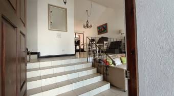 VENTA DE CASA EN LOMAS DE AYARCO SUR VENTA DE CASA EN LOMAS DE AYARCO SUR