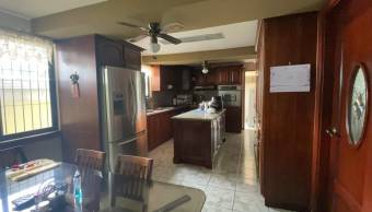 Se vende casa en Santa Barbara Heredia 26-76 Se vende casa en Santa Barbara Heredia 26-76