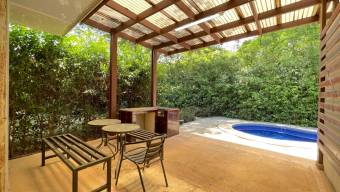 AMPLIA PROPIEDAD EN VENTA CON 3 APARTAMENTOS, SANTA CRUZ TAMARINDO