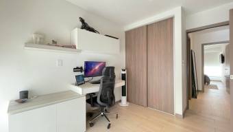 VENTA HERMOSA CASA DOS PLANTAS EN SAN ANTONIO DE ESCAZU