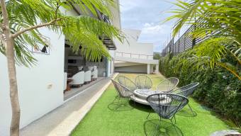 VENTA HERMOSA CASA DOS PLANTAS EN SAN ANTONIO DE ESCAZU