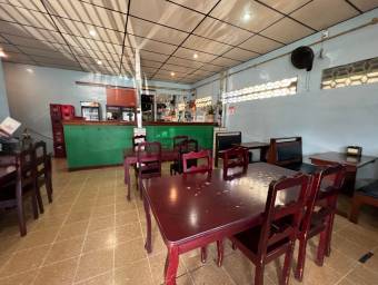 Amplio local comercial de 3 niveles con alto potencial para múltiples negocios #26-922 GS, $ 460,000, 3, San José, Desamparados