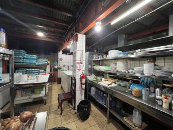 Amplio local comercial de 3 niveles con alto potencial para múltiples negocios #26-922 GS, $ 460,000, 3, San José, Desamparados