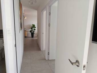 Se vende apartamento en Curridabat San José 25-411