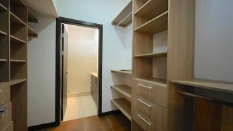 CASA EN VENTA DE 2 PLANTAS EN CONDOMINIO. SAN ANTONIO DE DE ESCAZU