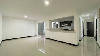 CASA EN VENTA DE 2 PLANTAS EN CONDOMINIO. SAN ANTONIO DE DE ESCAZU