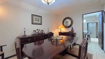 CASA EN VENTA EN CONDOMINIO EN LOMAS DE AYARCO SUR. CURRUDABAT