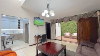 CASA EN VENTA EN CONDOMINIO EN LOMAS DE AYARCO SUR. CURRUDABAT