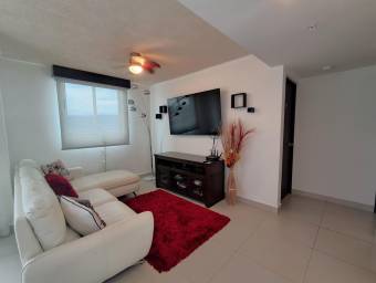 VENTA DE APARTAMENTO CON 2 PARQUEOS EN CONDOMINIO ALTAMIRA