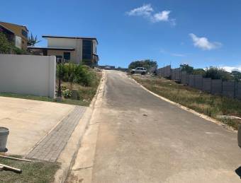 Lote en propiedad privada listo para cosntruir