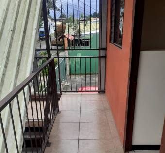 Casa con locales comerciales y apartamentos, ₡ 165,000,000, 4.5, Cartago, Cartago