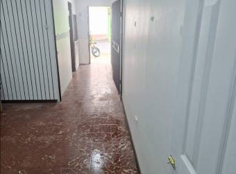 Casa con locales comerciales y apartamentos, ₡ 165,000,000, 4.5, Cartago, Cartago