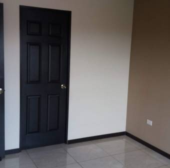 Casa con locales comerciales y apartamentos, ₡ 165,000,000, 4.5, Cartago, Cartago