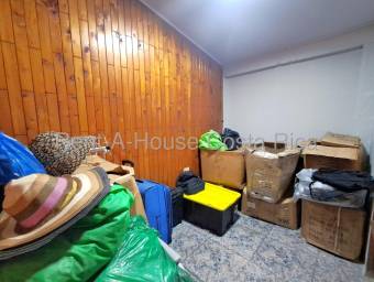 VENTA DE PROPIEDAD ESQUINERA CASALOCAL COMERCIAL. EN DESAMPARADOS.