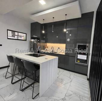 SE VENDE CASA EN LA UNIÓN CARTAGO. CASA MODERNA CON PATIO