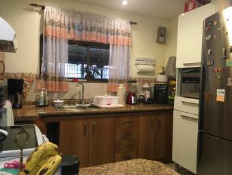 Venta de Casa en Santa Cecilia de Heredia #25-991 MB