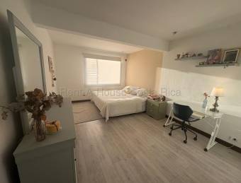 Venta de casa en Lagunilla de Heredia #26-1669 MB