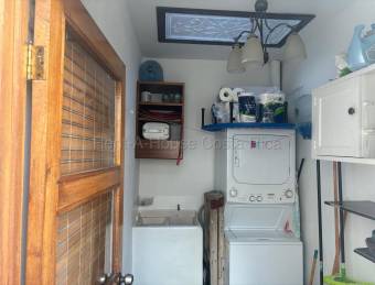 Venta de casa en Lagunilla de Heredia #26-1669 MB