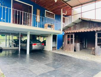 VENTA DE CASA CON AMPLIOS ESPACIOS EN SANTO DOMINGO DE HEREDIA.