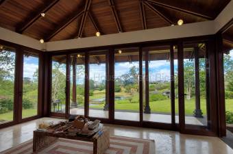 VENTA DE CASA EN CONDOMINIO MONTERAN SEGURIDAD Y EXCLUSIVIDAD.