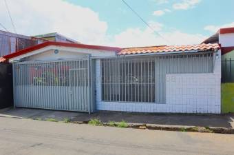 Venta de Casa en Goicoechea-Guadalupe.