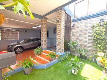 Venta de Casa en San Pablo de Heredia.