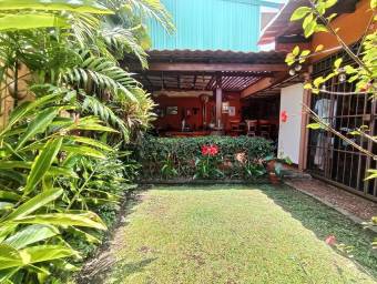 Venta de Casa en Rohrmoser, San José. 