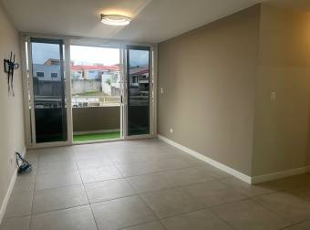 Venta de Apartamento en Condominio Monte Alto.