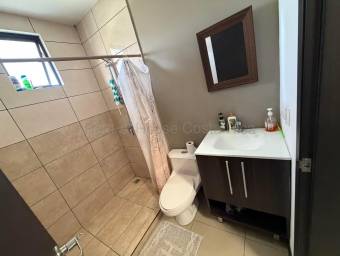 VENDO HERMOSA CASA CON PATIO Y PISCINA EN CONDOMINIO VISTA DE LAS FLORES. HEREDIA VENDO HERMOSA CASA CON PATIO Y PISCINA EN CONDOMINIO VISTA DE LAS FLORES. HEREDIA