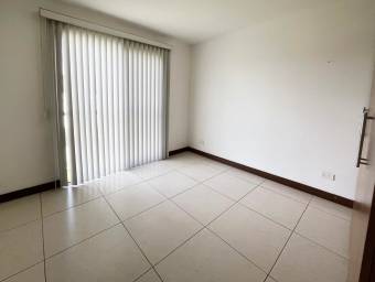 VENDO APARTAMENTO EN CONDOMINIO ALMENDARES SAN SEBASTIAN.