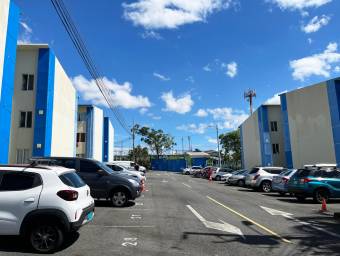 VENDO APARTAMENTO EN CONDOMINIO ALMENDARES SAN SEBASTIAN.