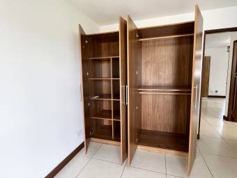 VENDO APARTAMENTO EN CONDOMINIO ALMENDARES SAN SEBASTIAN.