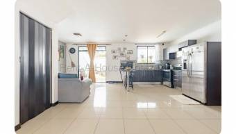 Venta de Casa En Heredia 26-1796