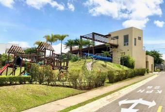 Alquiler de Apartamento en Heredia 26-1799