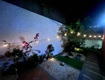 Casa en condominio con amenidades en Pozos, Santa Ana, ideal para vivir cómodamente #26-1795 GS