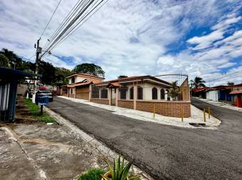 Casa Venta en Barrios San Jose de Alajuela  MLS #26-1800