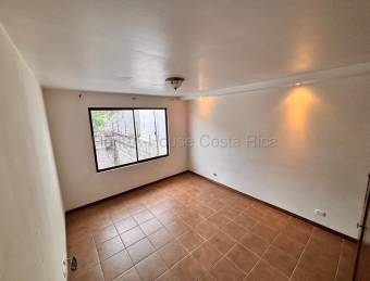 Venta casa 2 niveles 3 hab con patio y terraza, alta demanda #26-1780 GS