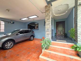 Venta casa moderna 3 hab inteligente con terraza y jardín #26-1782 GS