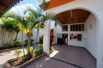 Alquiler casa 4 hab con patio, jacuzzi y oficina, amplia #26-1788 GS