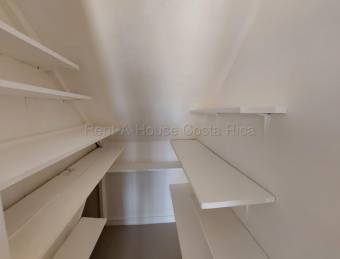 Alquiler casa 4 hab con patio, jacuzzi y oficina, amplia #26-1788 GS