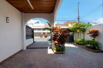 Alquiler casa 4 hab con patio, jacuzzi y oficina, amplia #26-1788 GS