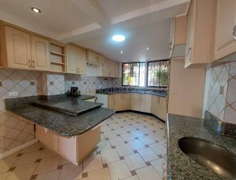 Alquiler casa 4 hab con patio, jacuzzi y oficina, amplia #26-1788 GS