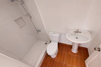 Alquiler casa 4 hab con patio, jacuzzi y oficina, amplia #26-1788 GS