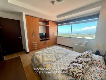 Escazú apartamento amueblado en alquiler $1.400 / Guachipelín