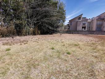 Se vende lote en Piedades Santa Ana 24-124 Se vende lote en Piedades Santa Ana 24-124