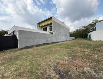 Se vende lote plano en Santa Ana Centro 26-1649