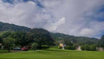 Se vende lote en Piedades Santa Ana 26-907
