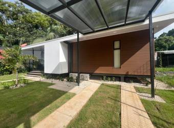 Venta ideal para Inversión en Parrita Puntarenas 26-798